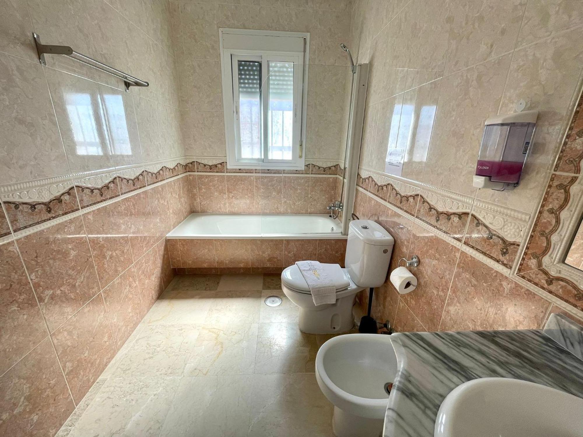 Chalet Eden Azul Чиклана-де-ла-Фронтера Экстерьер фото